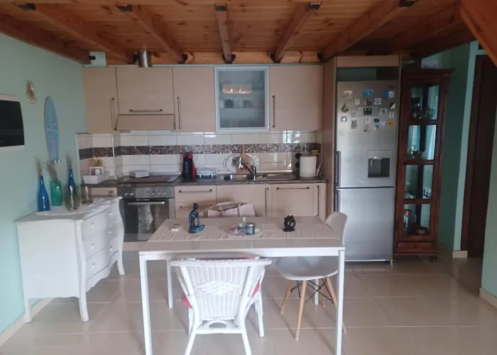 Marianna Sea View Apartmán *